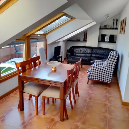 Atico Centrico Y Funcional Con Terraza Situado Frente Al Puente De La Toja Y Al Paseo Maritimo De O Grove. Ideal Para Familias O Grupos. 아파트 *