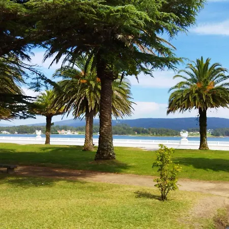 ático Céntrico Y Funcional Con Terraza Situado Frente Al Puente De La Toja Y Al Paseo Marítimo De O Grove. Ideal Para Familias O Grupos. O Grove