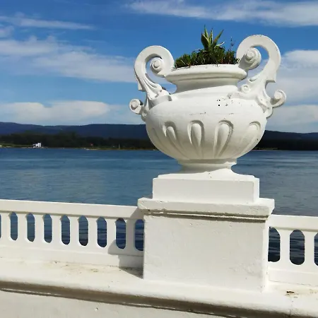 ático Céntrico Y Funcional Con Terraza Situado Frente Al Puente De La Toja Y Al Paseo Marítimo De O Grove. Ideal Para Familias O Grupos. O Grove