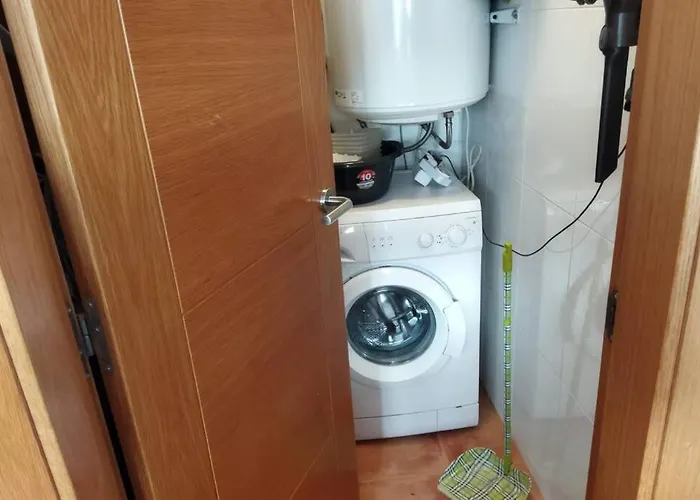 ático Céntrico Y Funcional Con Terraza Situado Frente Al Puente De La Toja Y Al Paseo Marítimo De O Grove. Ideal Para Familias O Grupos. O Grove