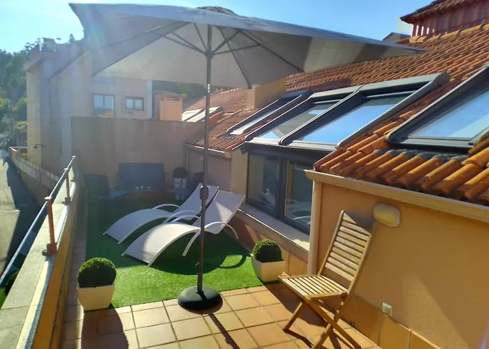 ático Céntrico Y Funcional Con Terraza Situado Frente Al Puente De La Toja Y Al Paseo Marítimo De O Grove. Ideal Para Familias O Grupos. * O Grove