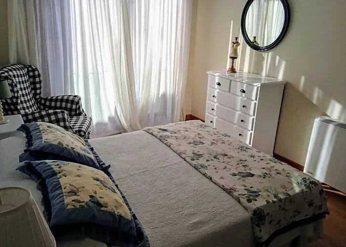 ático Céntrico Y Funcional Con Terraza Situado Frente Al Puente De La Toja Y Al Paseo Marítimo De O Grove. Ideal Para Familias O Grupos. *