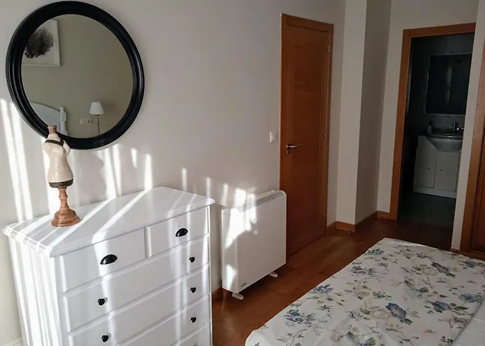 ático Céntrico Y Funcional Con Terraza Situado Frente Al Puente De La Toja Y Al Paseo Marítimo De O Grove. Ideal Para Familias O Grupos. *